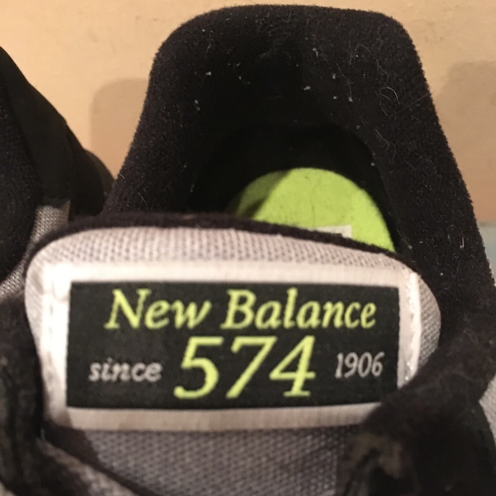 New balance 574 practically new size 7 - Picture 7 of 7